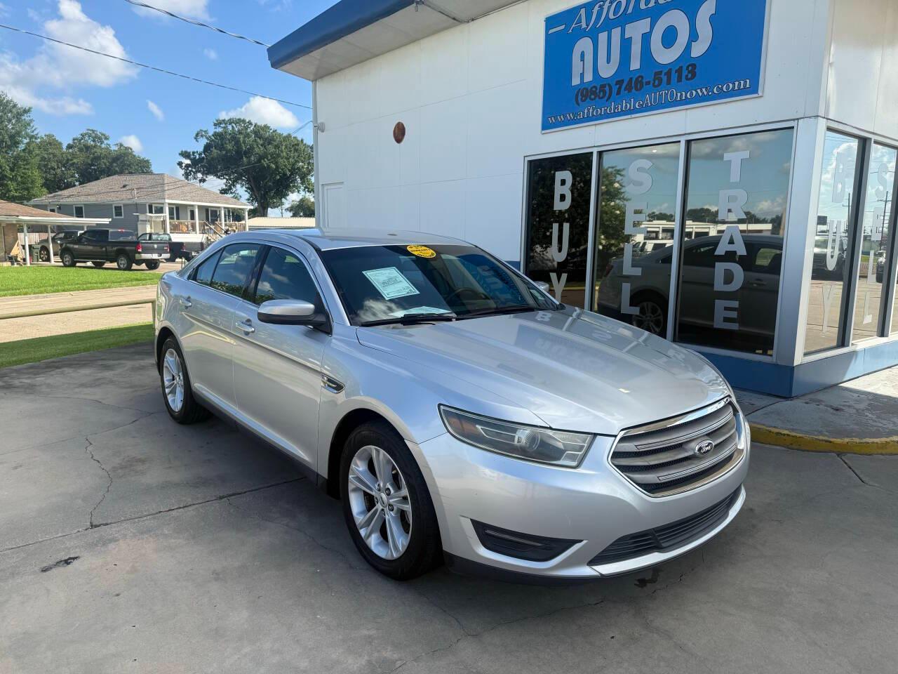 2015 Ford Taurus 