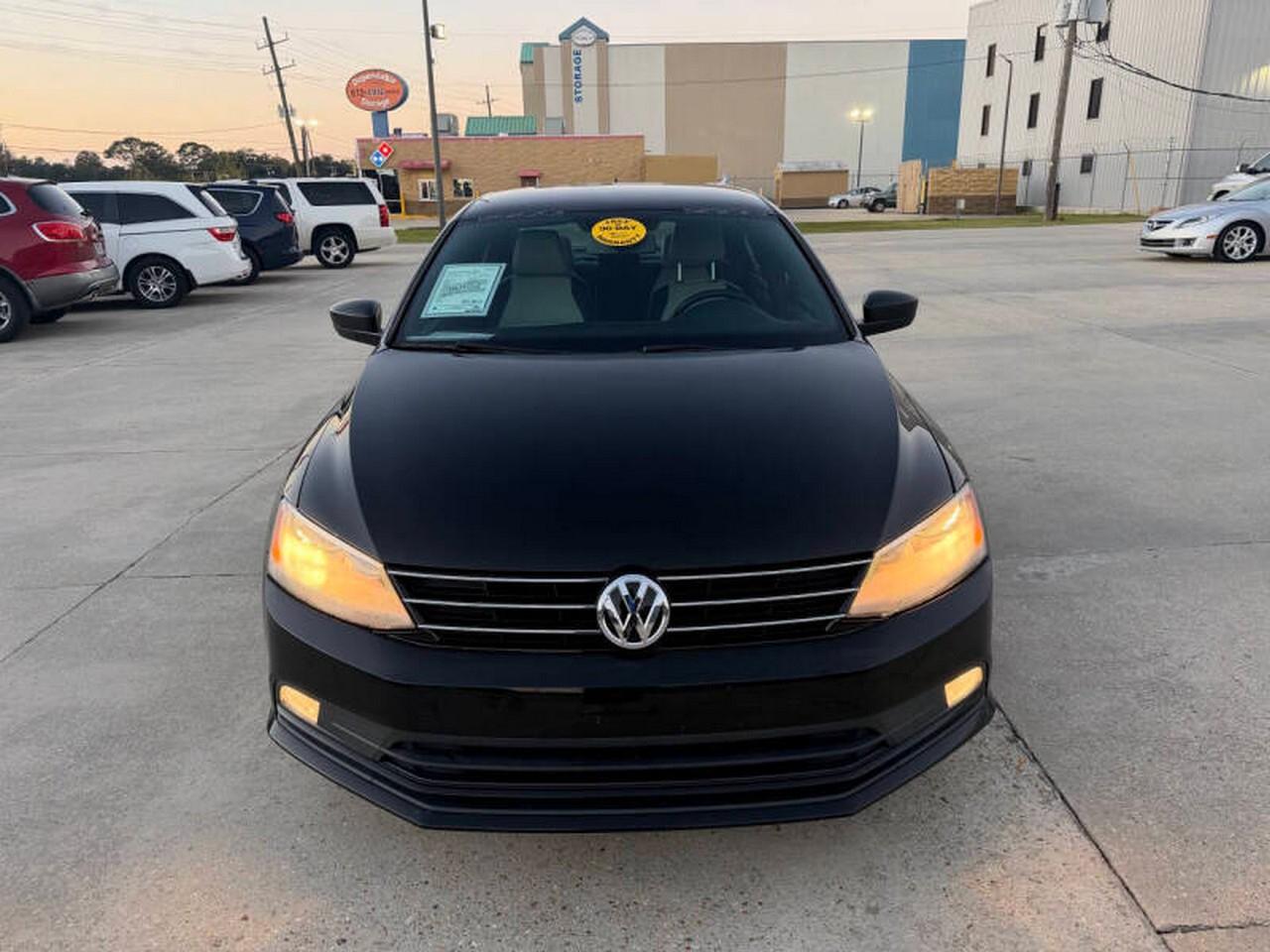 2016 Volkswagen Jetta SE 6A