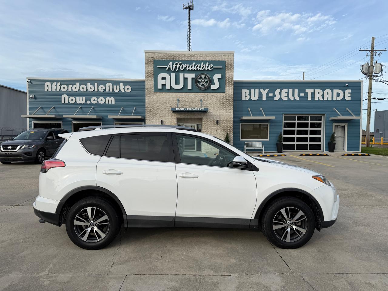 2017 Toyota RAV4 XLE FWD
