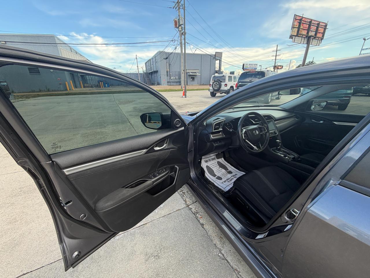 2019 Honda Civic EX - Photo 12