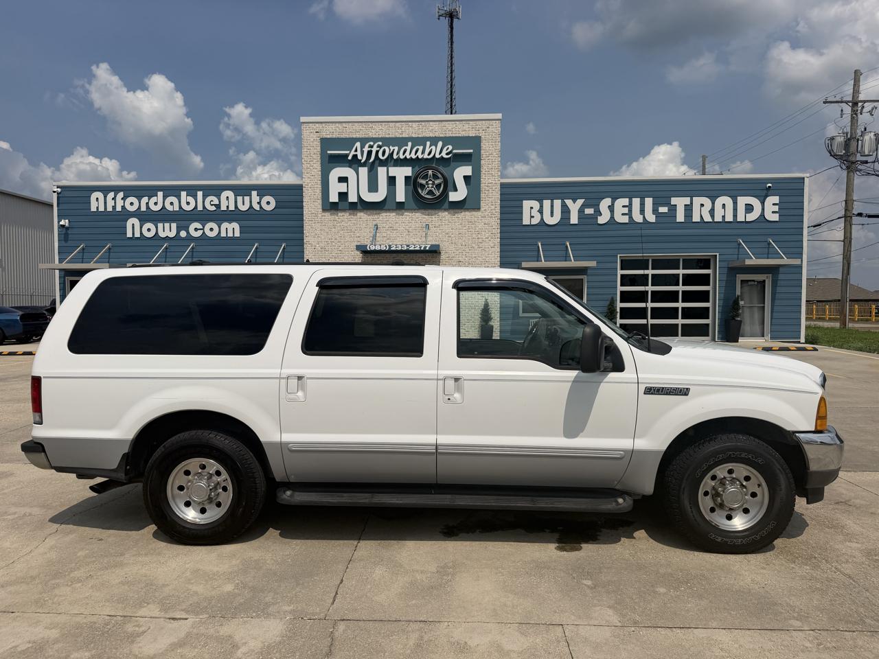 2000 Ford Excursion XLT 2WD