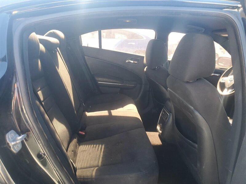 Dodge Charger SE 2013