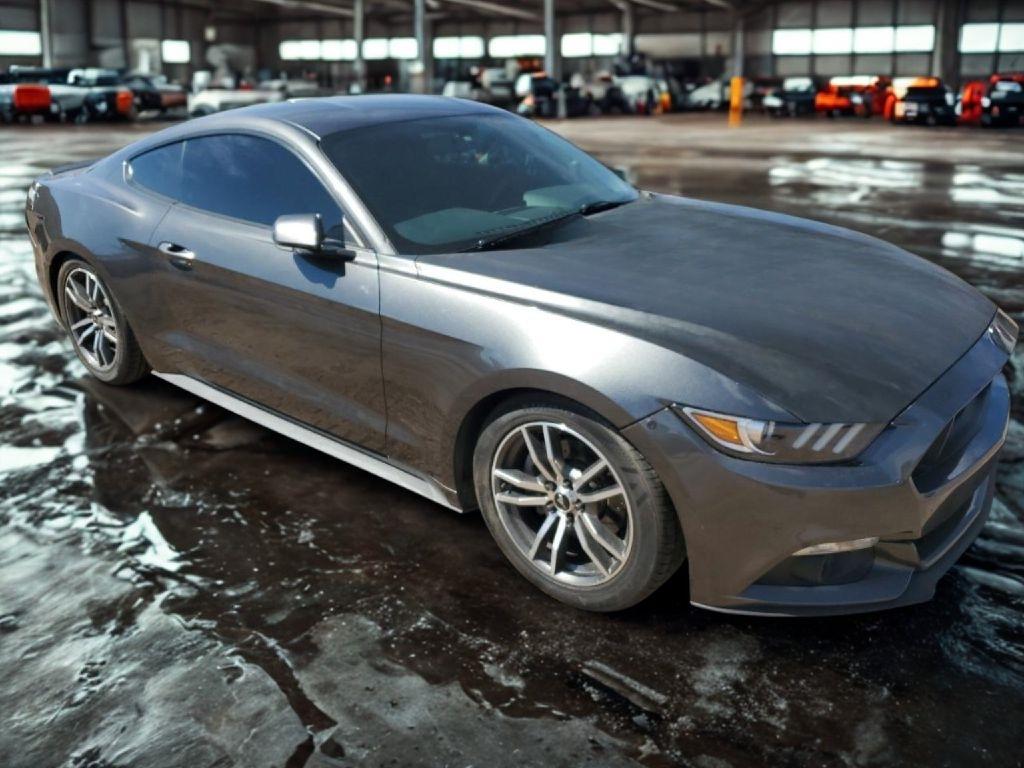 Ford Mustang EcoBoost Coupe 2017