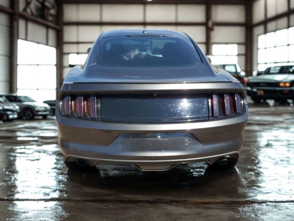 Ford Mustang EcoBoost Coupe 2017