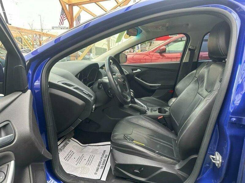 Ford Focus Titanium Hatch 2014