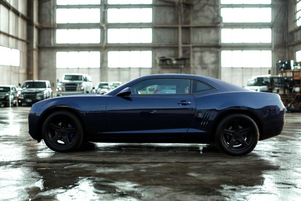 Chevrolet Camaro LS Coupe 2011