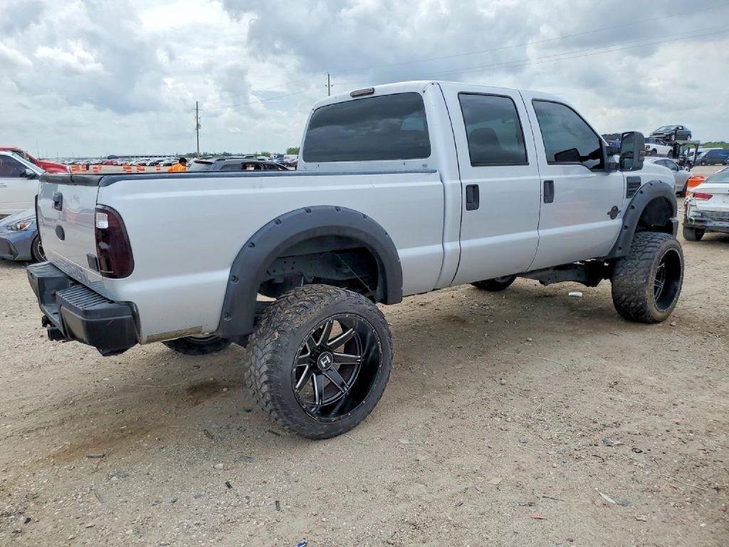 Ford F-250 SD XL Crew Cab 4WD 2008