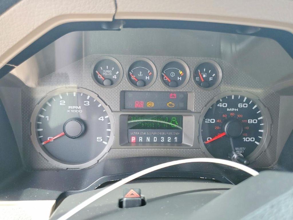 Ford F-250 SD XL Crew Cab 4WD 2008