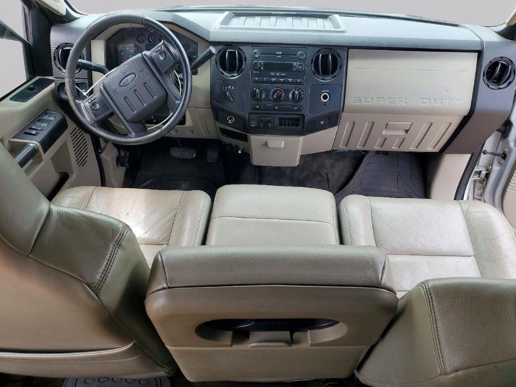 Ford F-250 photo 9
