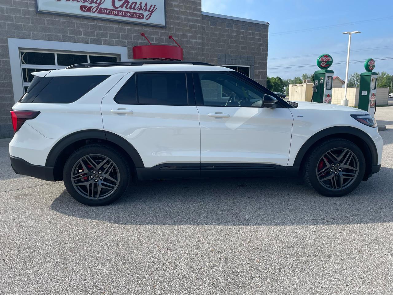 Ford Explorer ST-Line RWD 2025