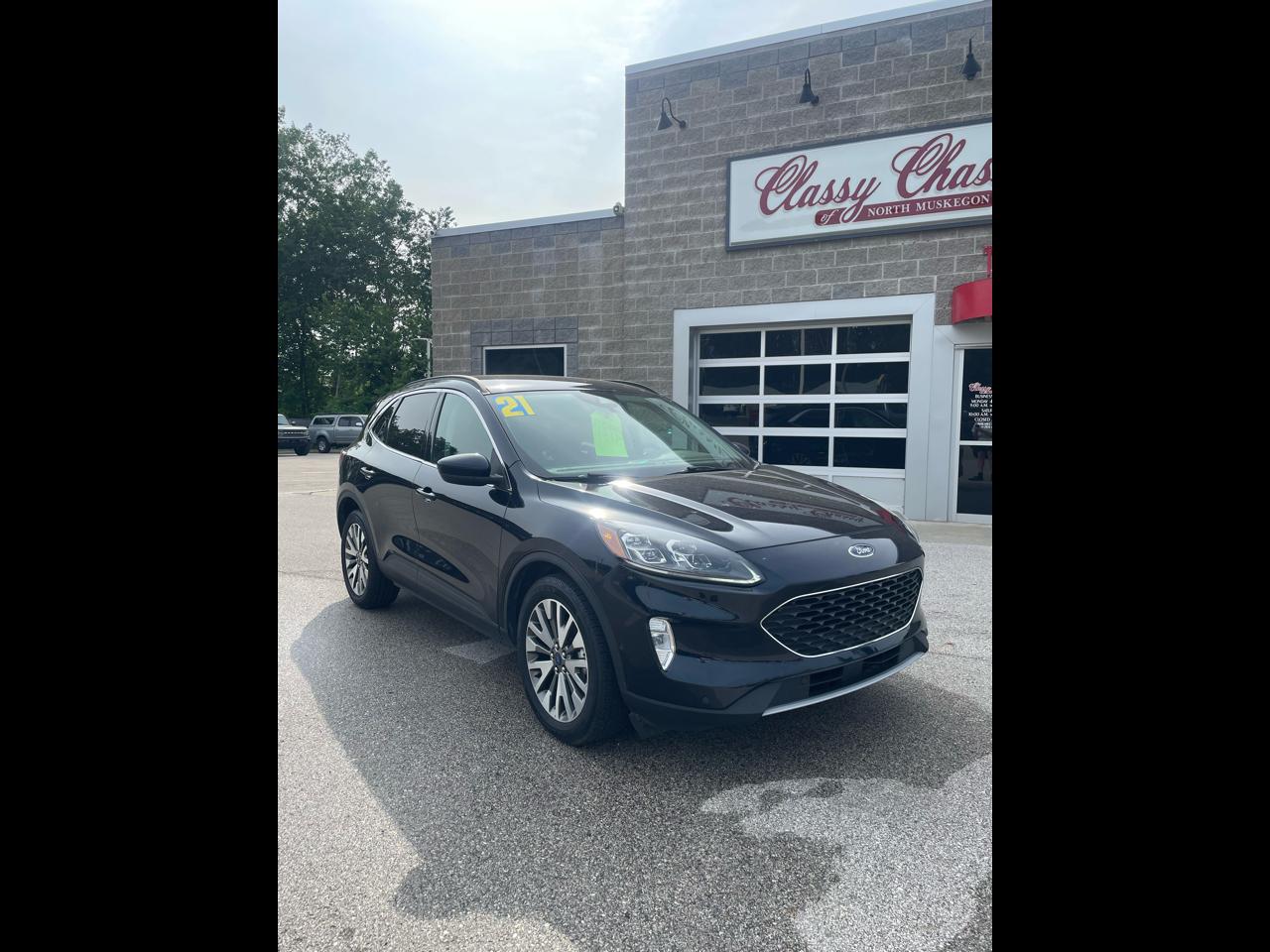 2021 Ford Escape Titanium Hybrid AWD