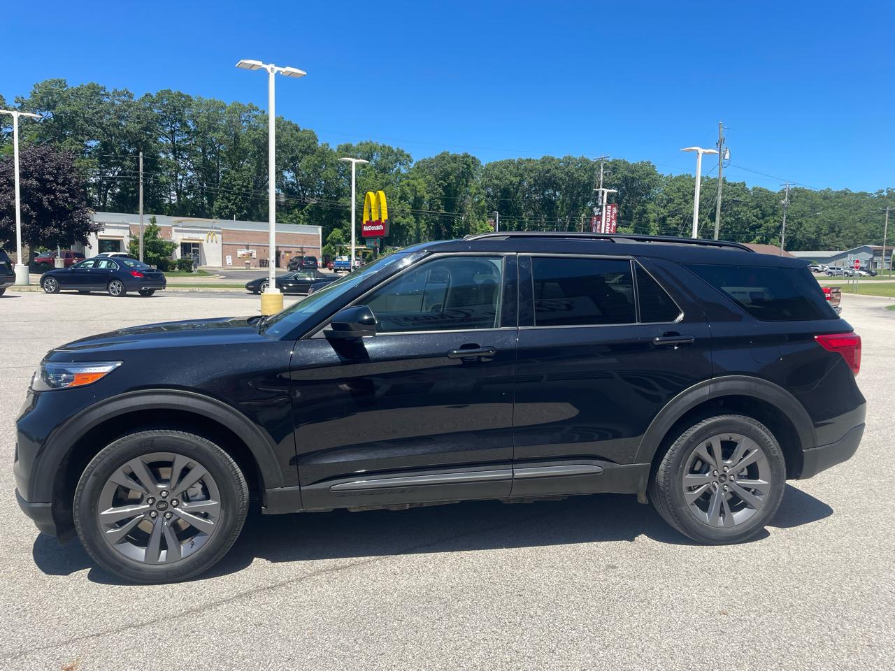 Ford Explorer XLT 4WD 2023