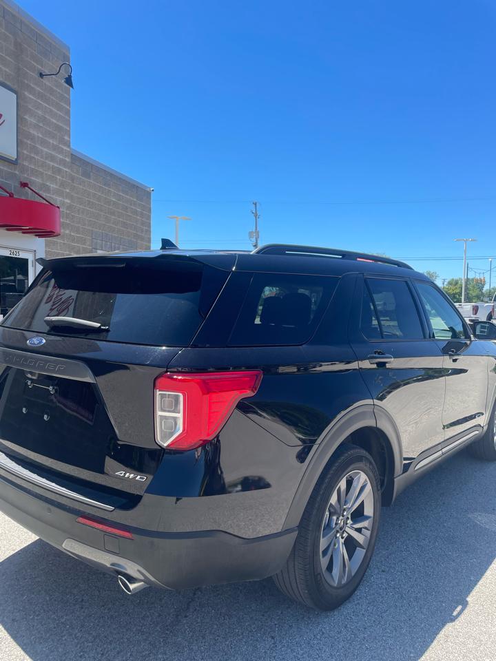 Ford Explorer XLT 4WD 2023