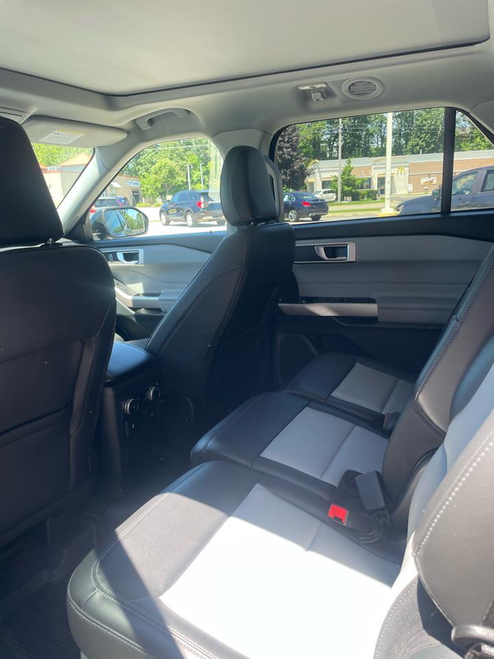 Ford Explorer XLT 4WD 2023