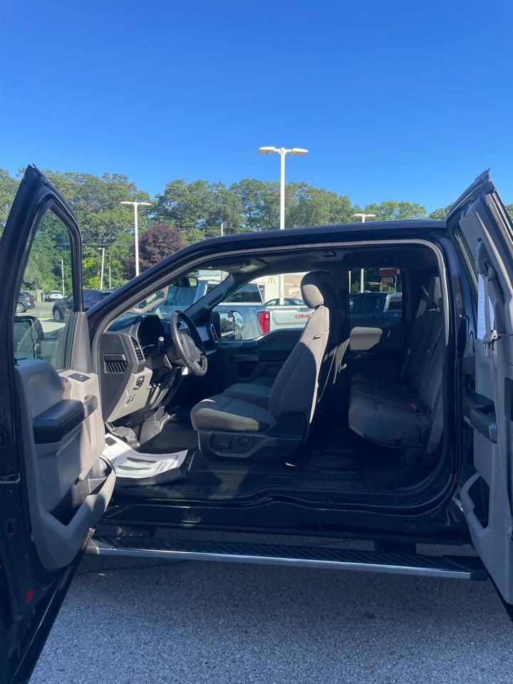 Ford F-150 4WD SuperCab 133" XLT 2020