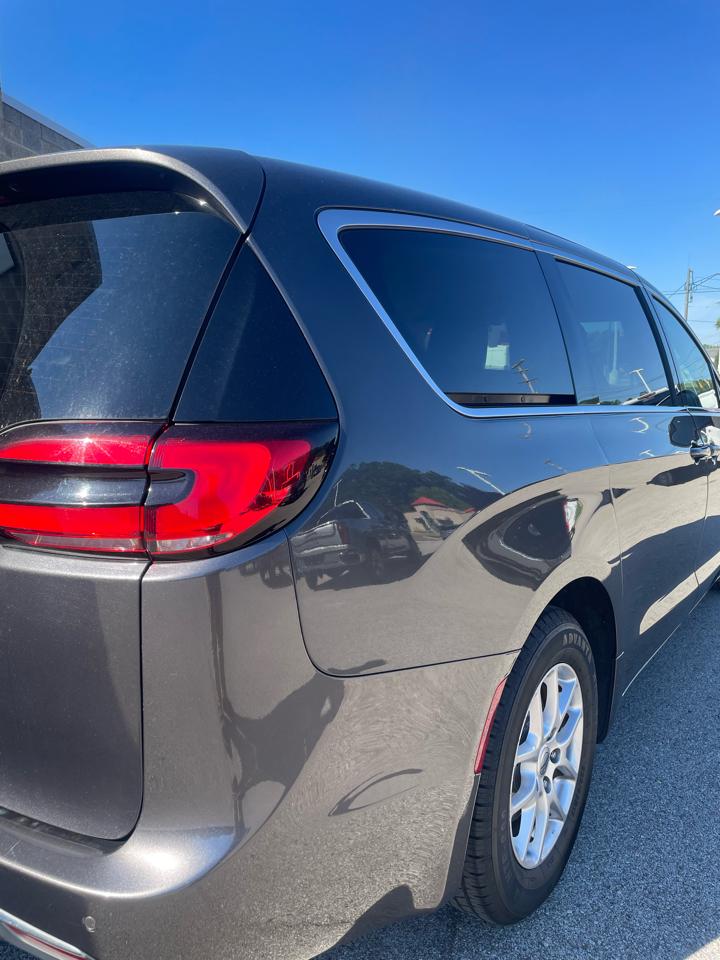 Chrysler Pacifica Touring L FWD 2023