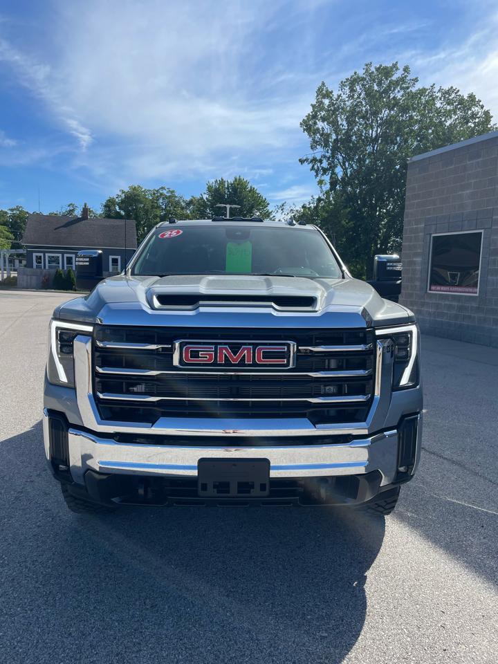 GMC Sierra 2500HD 4WD Crew Cab 159" SLT 2025