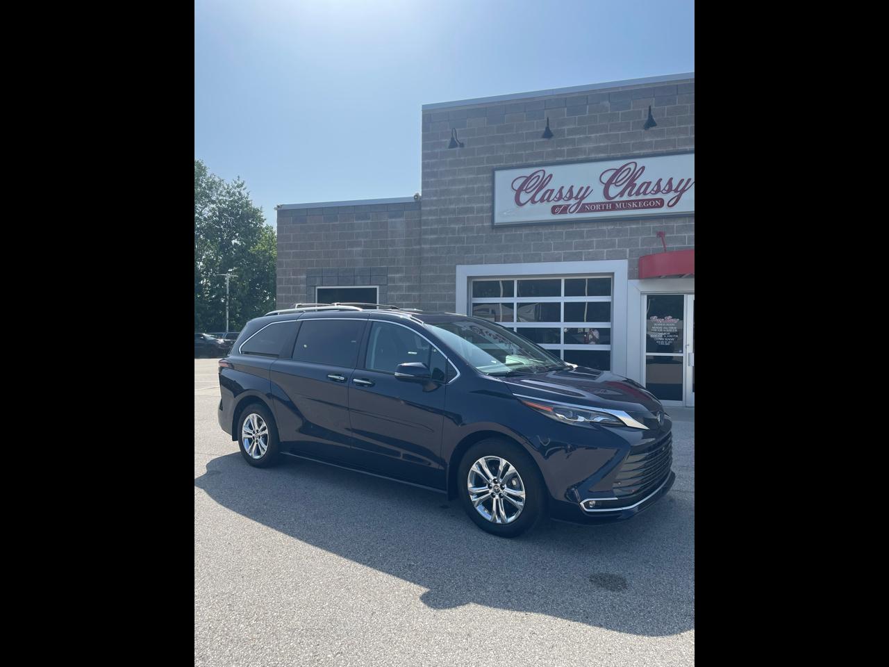 Toyota Sienna Platinum AWD 7-Passenger (Natl) 2024