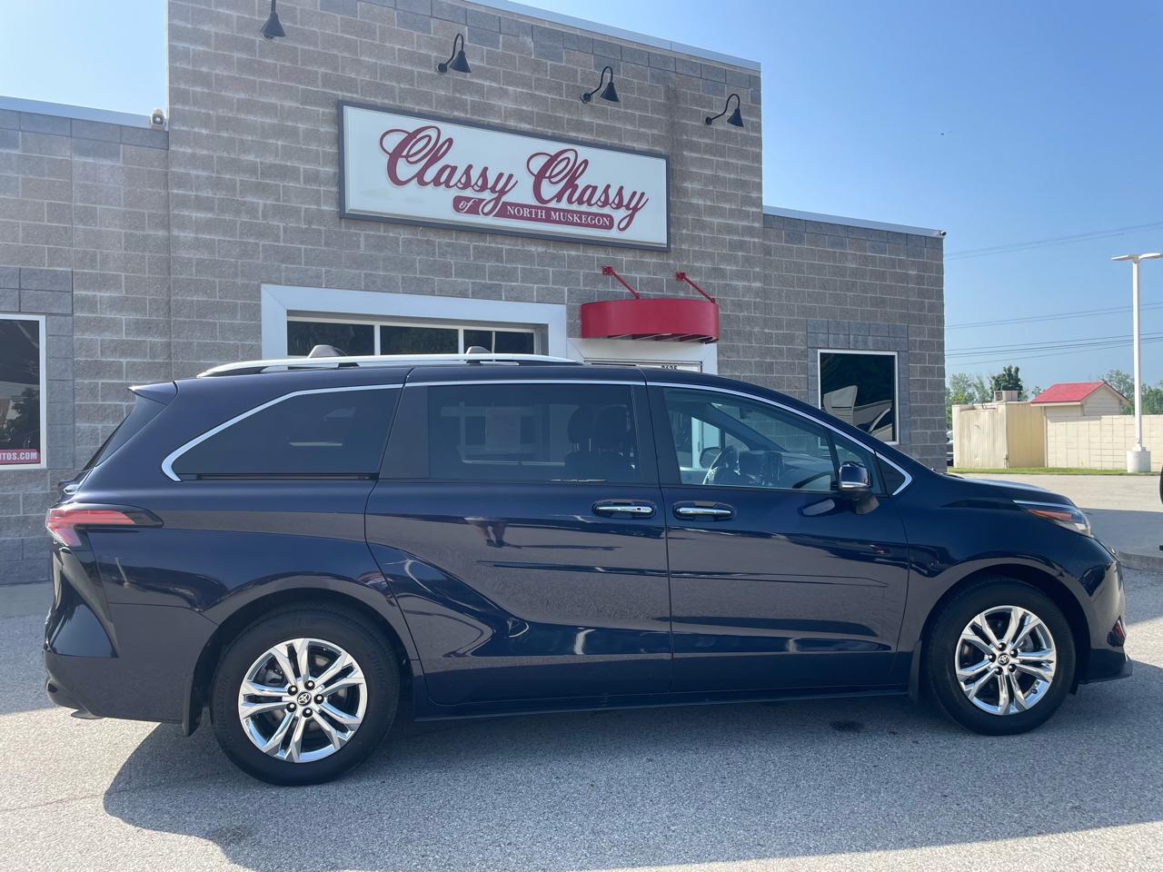 Toyota Sienna Platinum AWD 7-Passenger (Natl) 2024