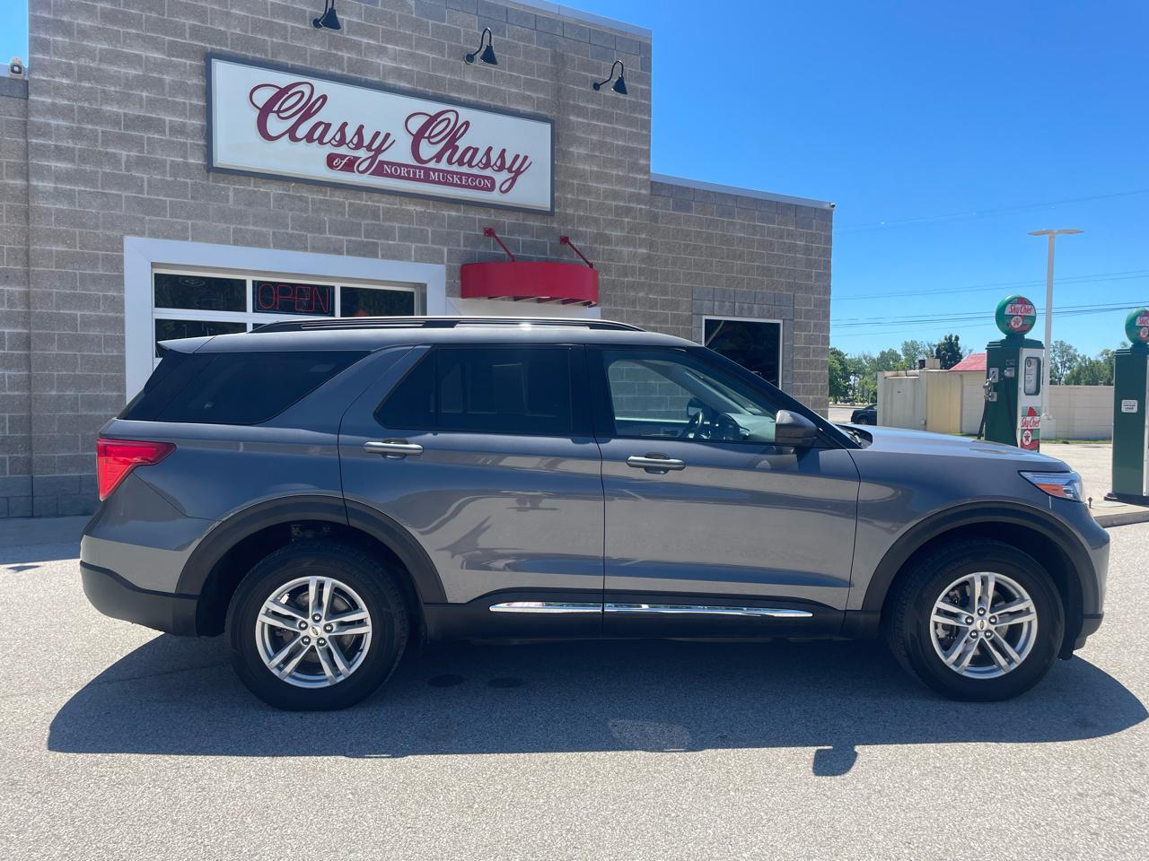Ford Explorer XLT 4WD 2023
