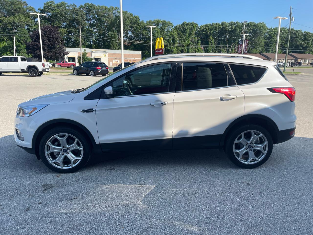 Ford Escape Titanium 4WD 2019