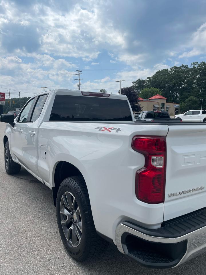 Chevrolet Silverado 1500 4WD Double Cab 147" LT w/2FL 2024