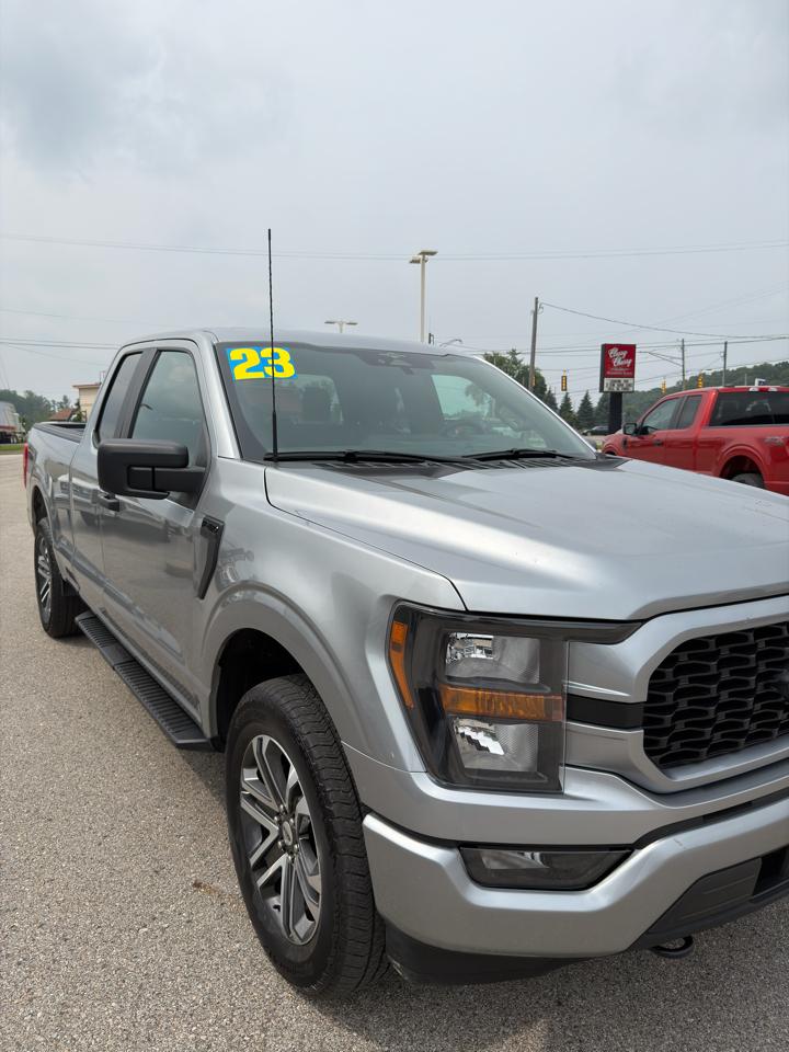 Ford F-150 XLT 4WD SuperCab 6.5' Box 2023