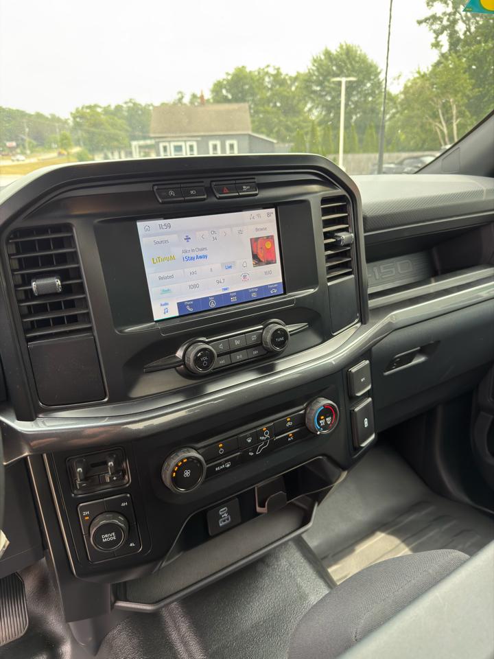 Ford F-150 XLT 4WD SuperCab 6.5' Box 2023