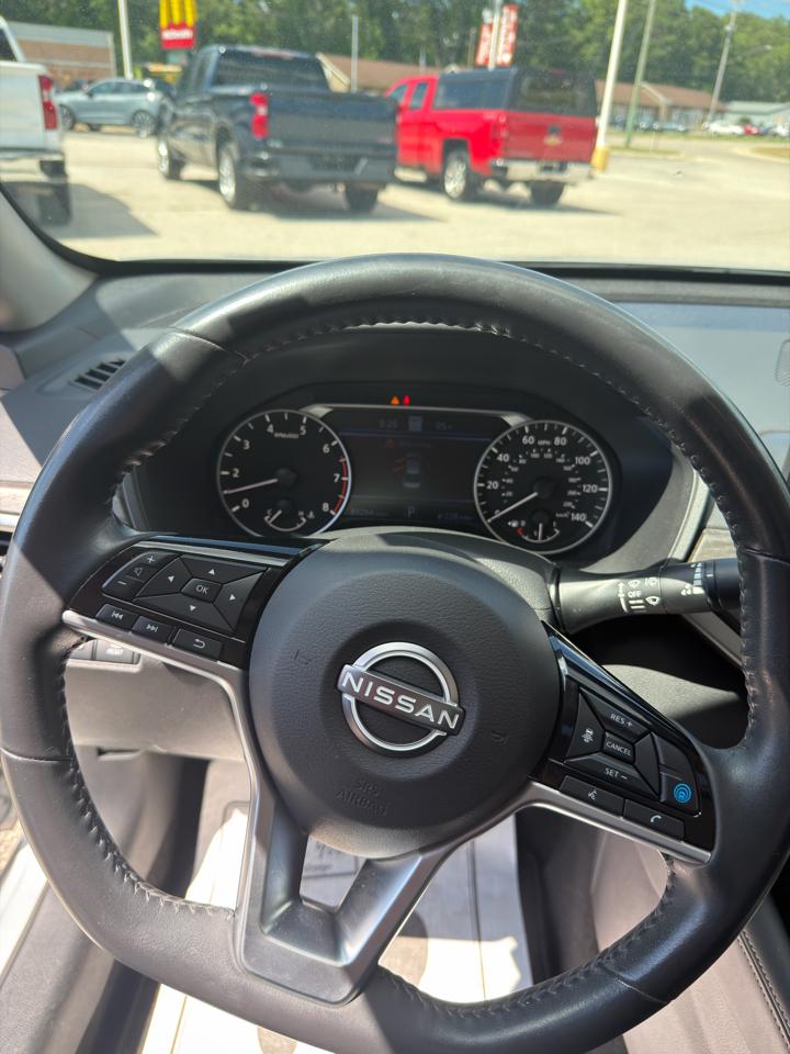 Nissan Altima 2.5 SV AWD Sedan 2023