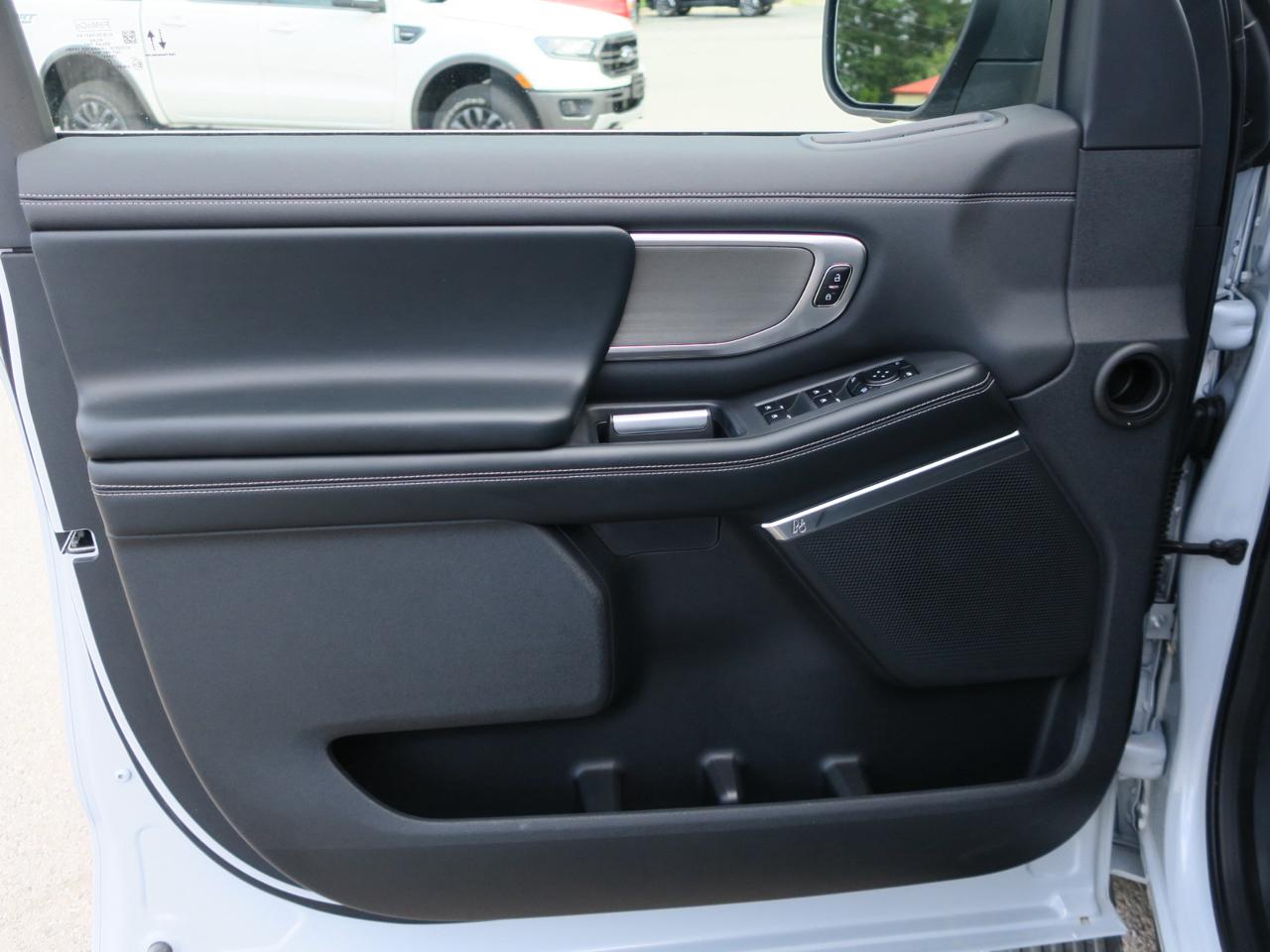 Ford Expedition Platinum 4x4 2025