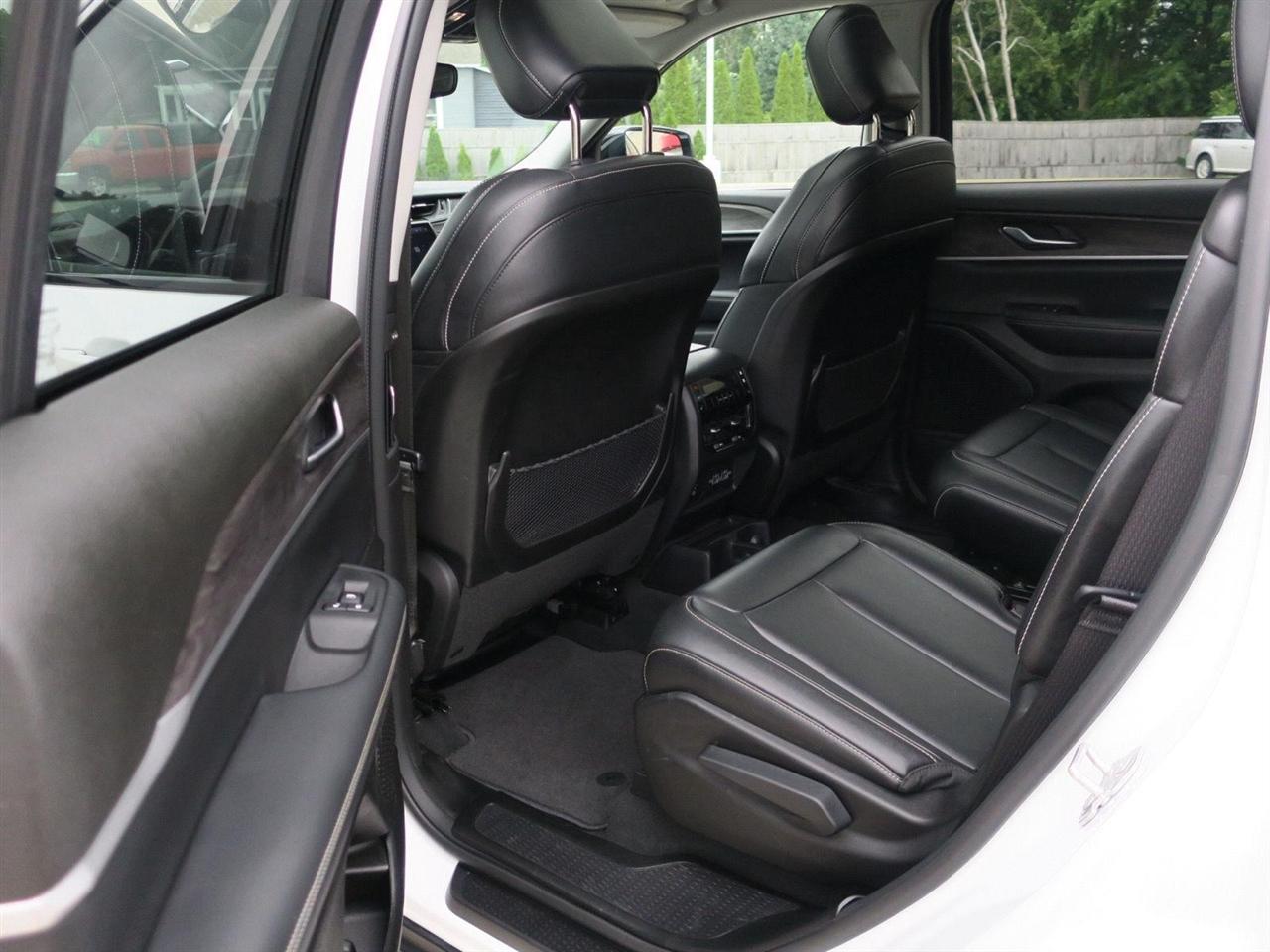 Jeep Grand Cherokee L Limited 4x4 2023