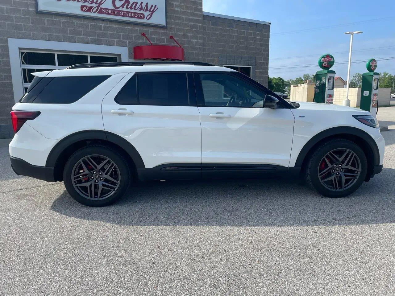 Ford Explorer ST-Line RWD 2025
