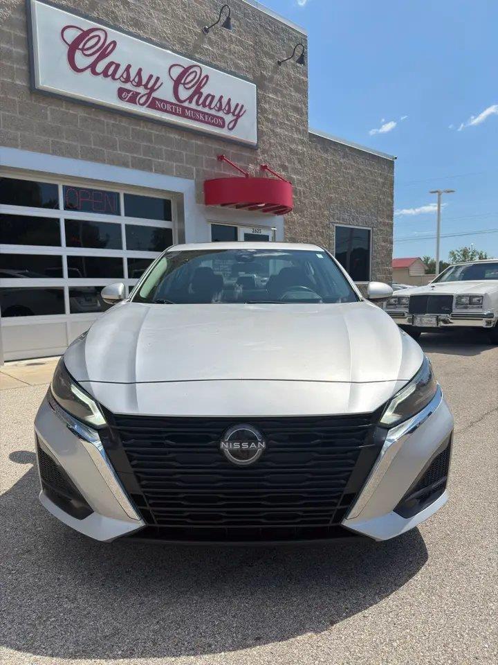 Nissan Altima 2.5 SV AWD Sedan 2023