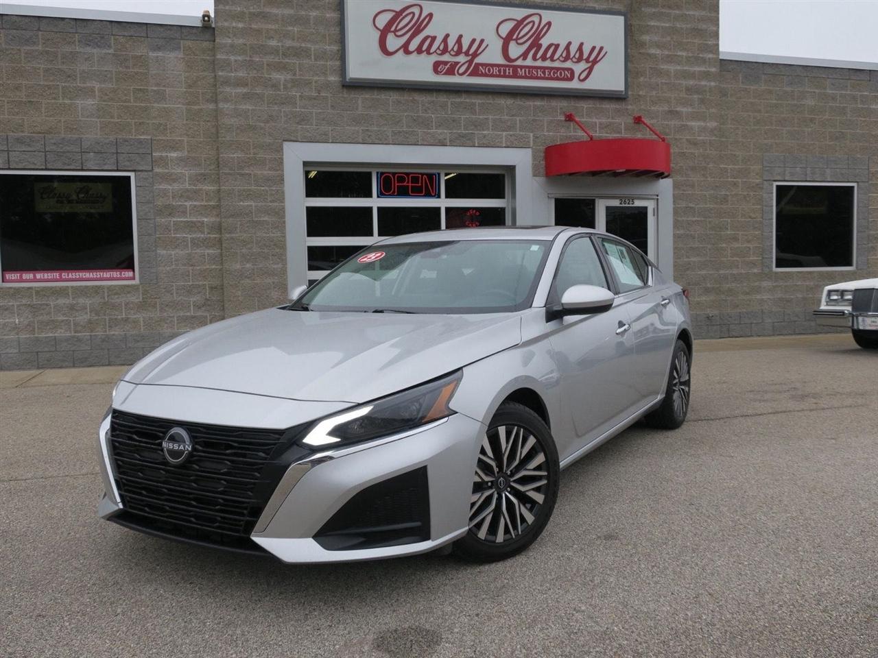 2023 Nissan Altima 2.5 SV AWD Sedan