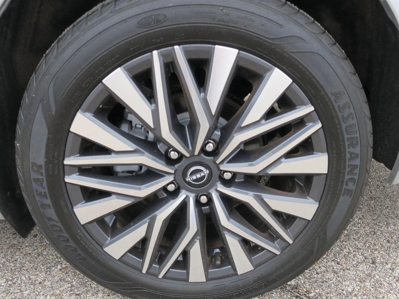 Nissan Altima photo 6