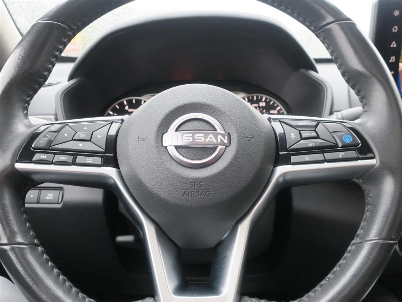 Nissan Altima photo 13