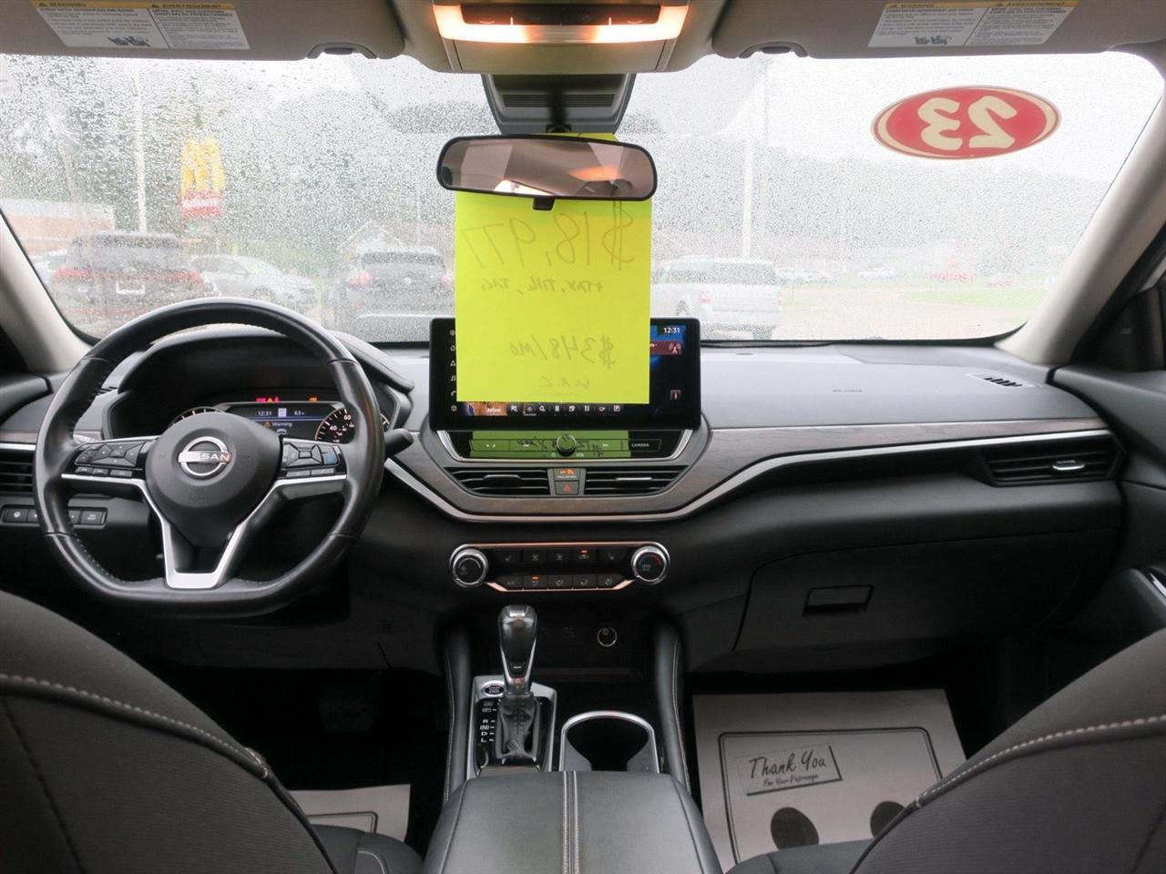 Nissan Altima photo 24