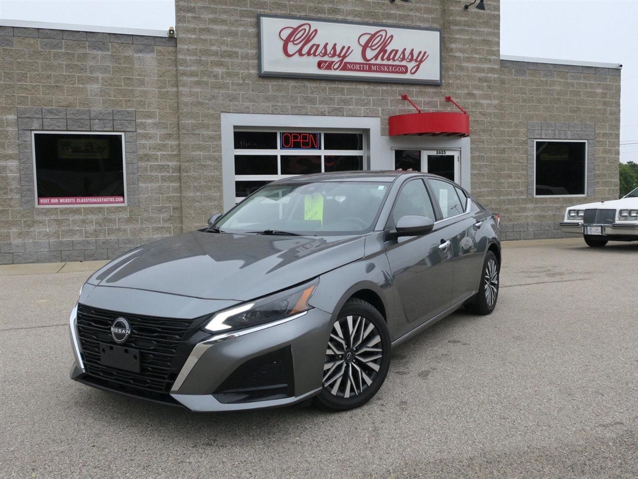 2023 Nissan Altima 2.5 SV AWD Sedan