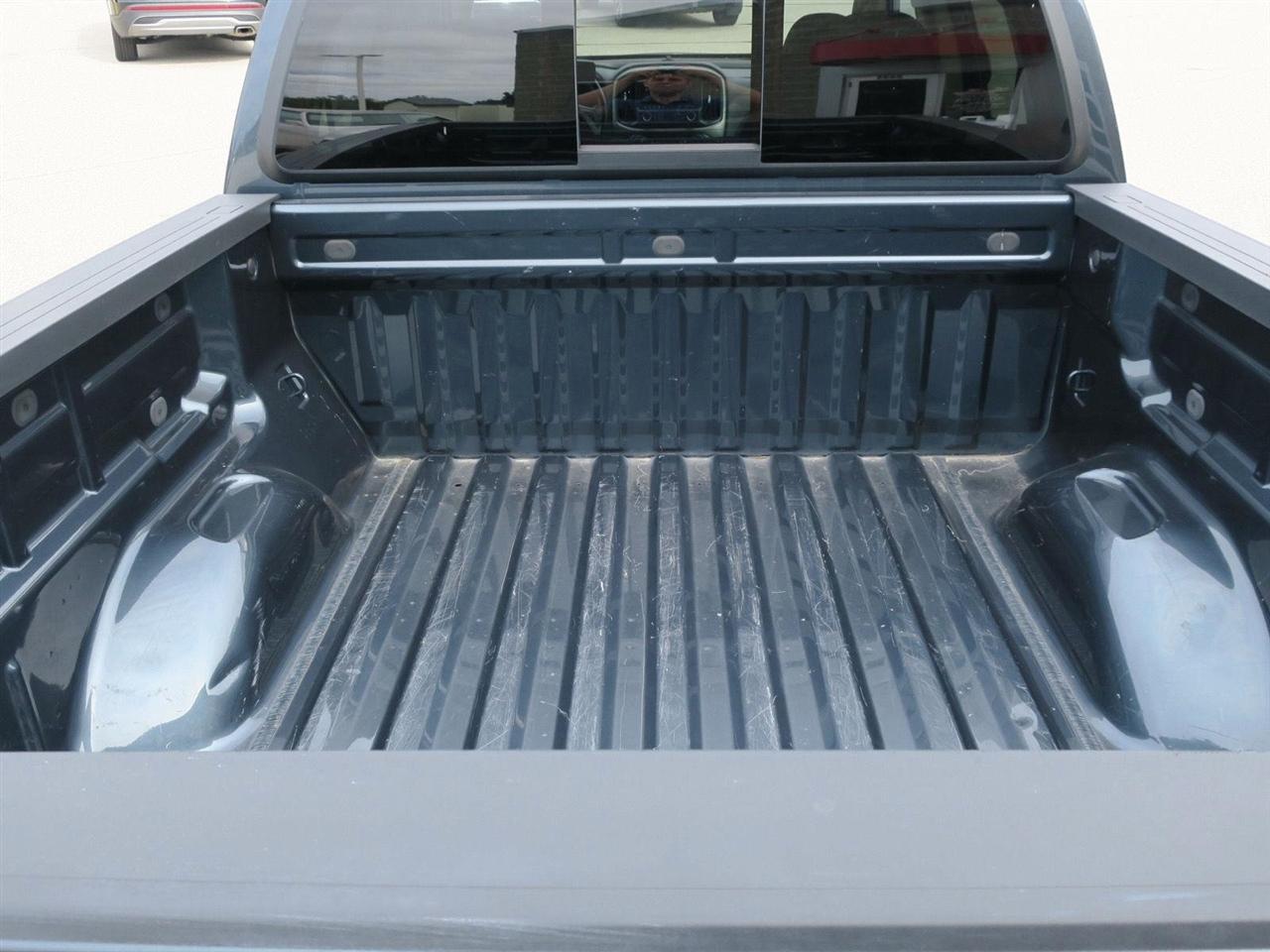 2020 Chevrolet Colorado Z71 - Photo 9