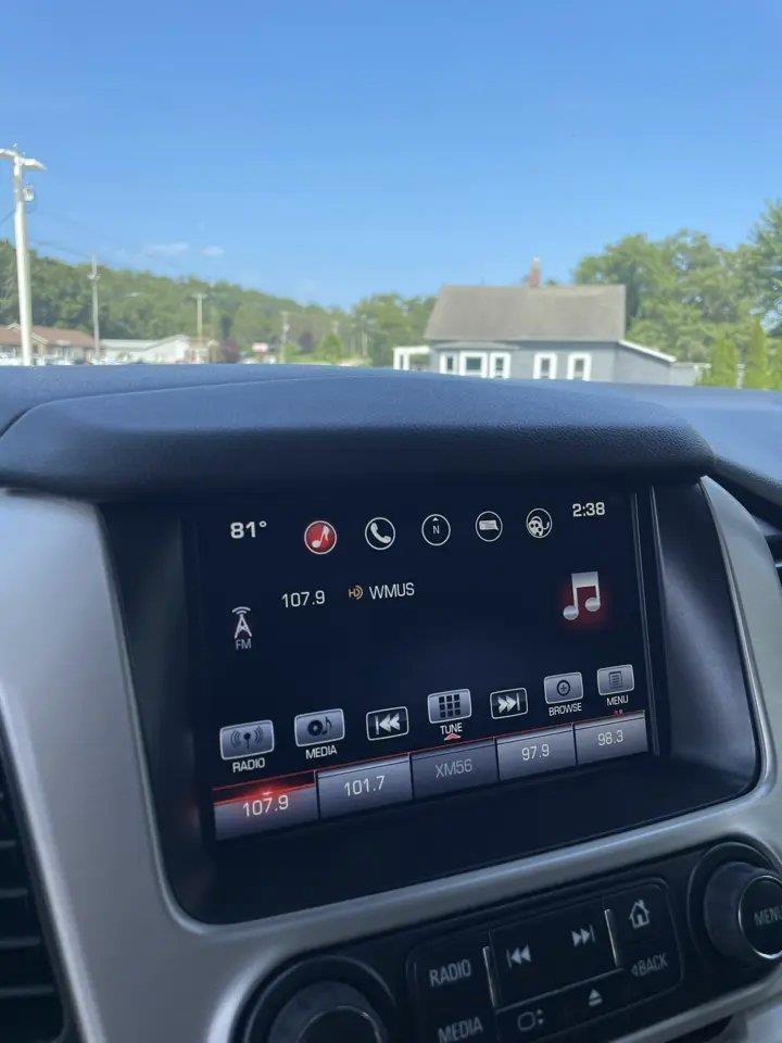 GMC Yukon XL 4WD 4dr SLT 2016