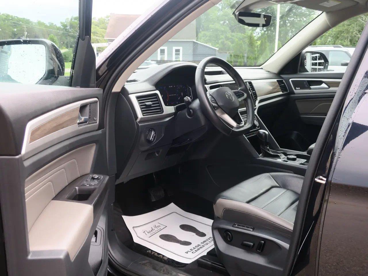 Volkswagen Atlas 2.0T SEL Premium 4MOTION *Ltd Avail* 2021