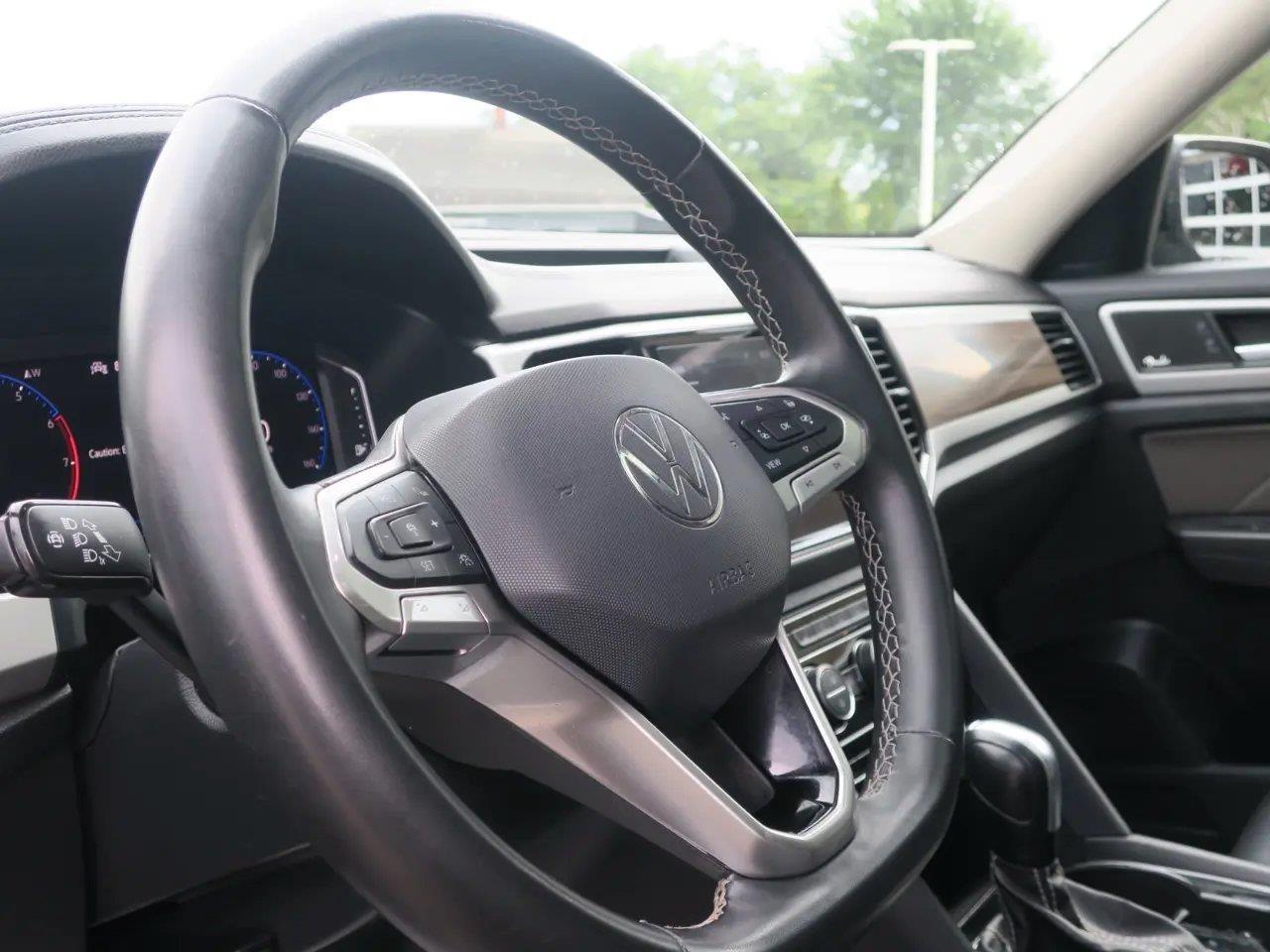 Volkswagen Atlas 2.0T SEL Premium 4MOTION *Ltd Avail* 2021