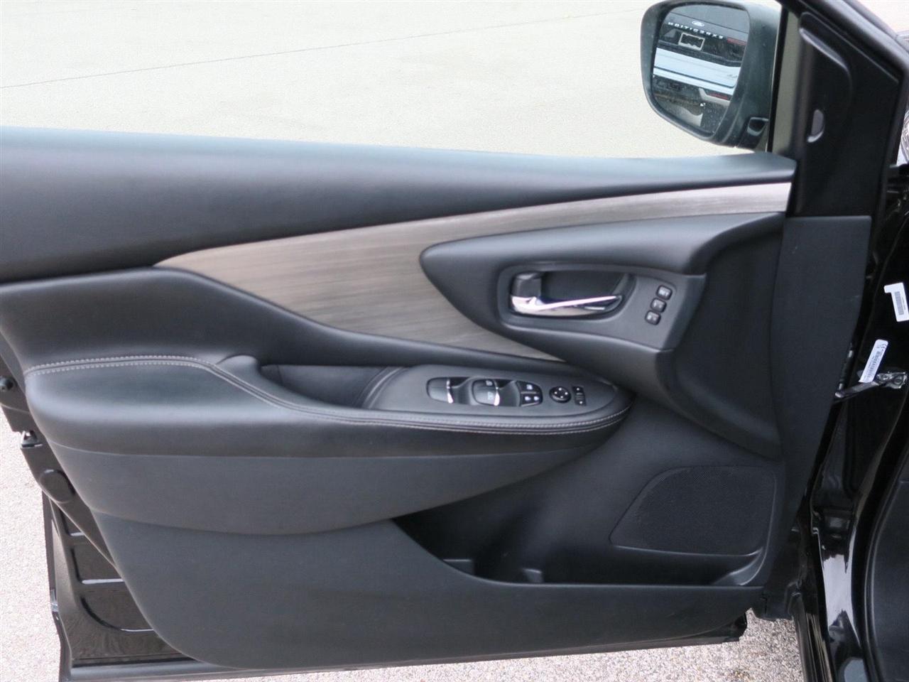 Nissan Murano photo 14