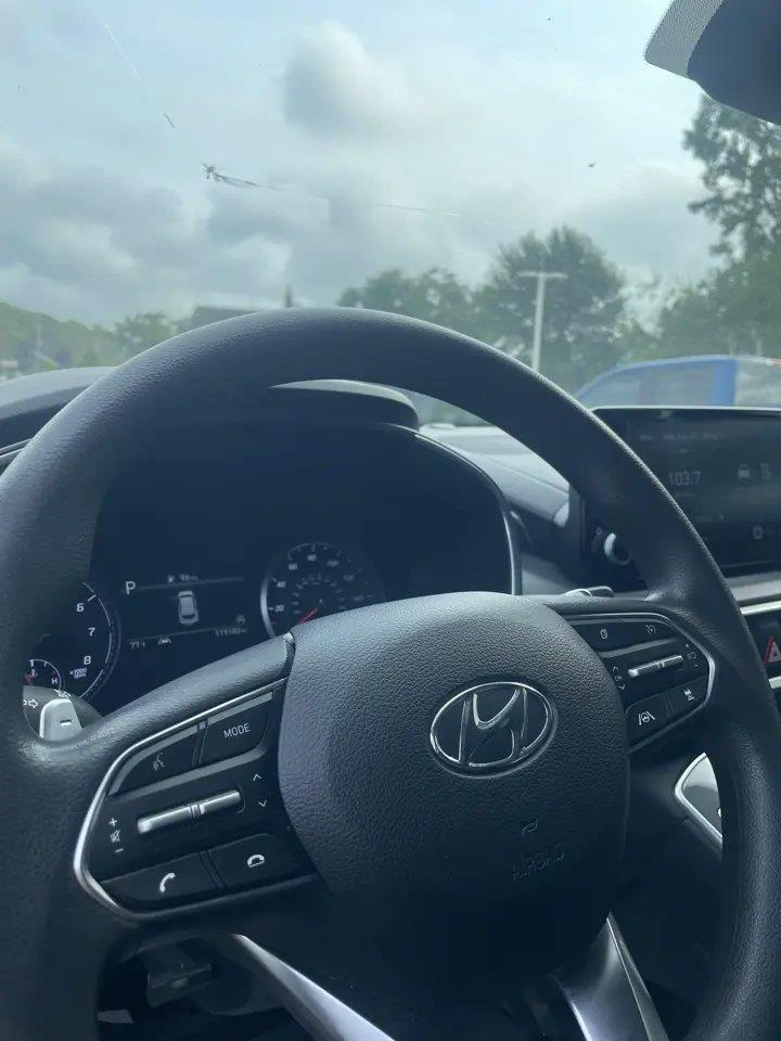 Hyundai Santa Fe SE AWD 2023