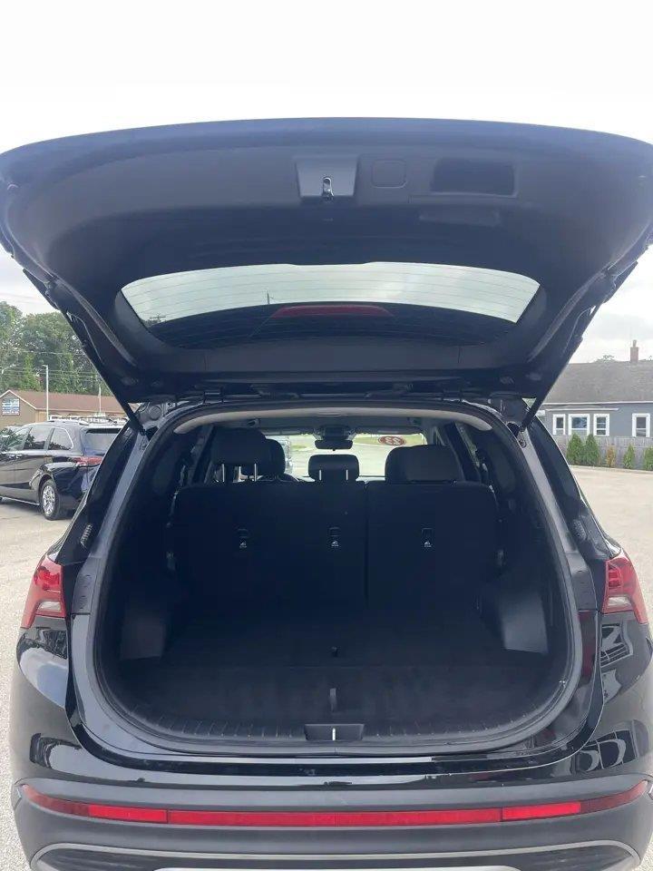 Hyundai Santa Fe SE AWD 2023
