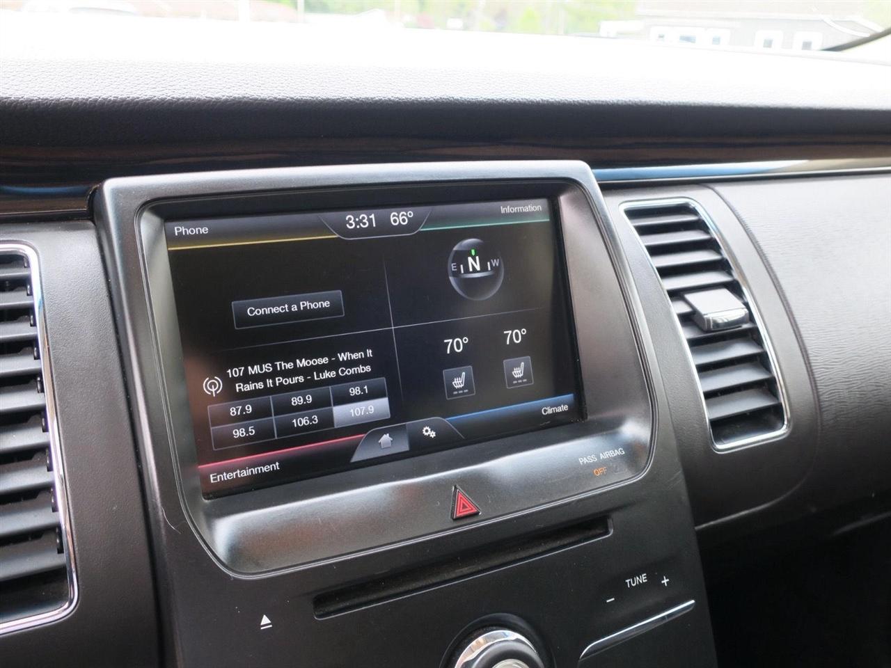 Ford Flex photo 17