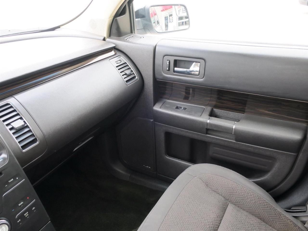 Ford Flex photo 20