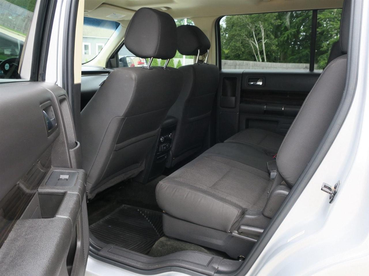Ford Flex photo 21
