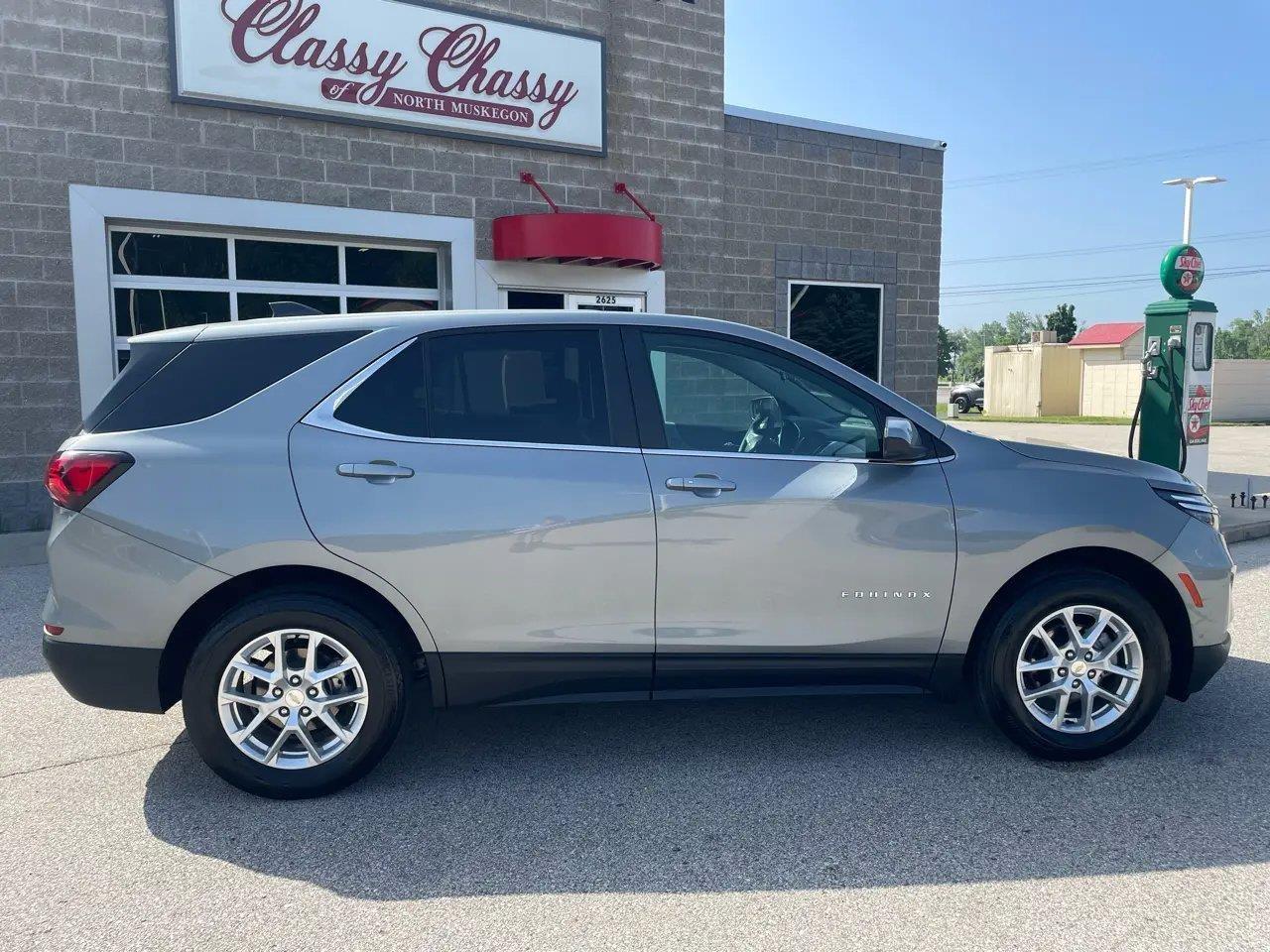 Chevrolet Equinox AWD 4dr LT w/1LT 2024