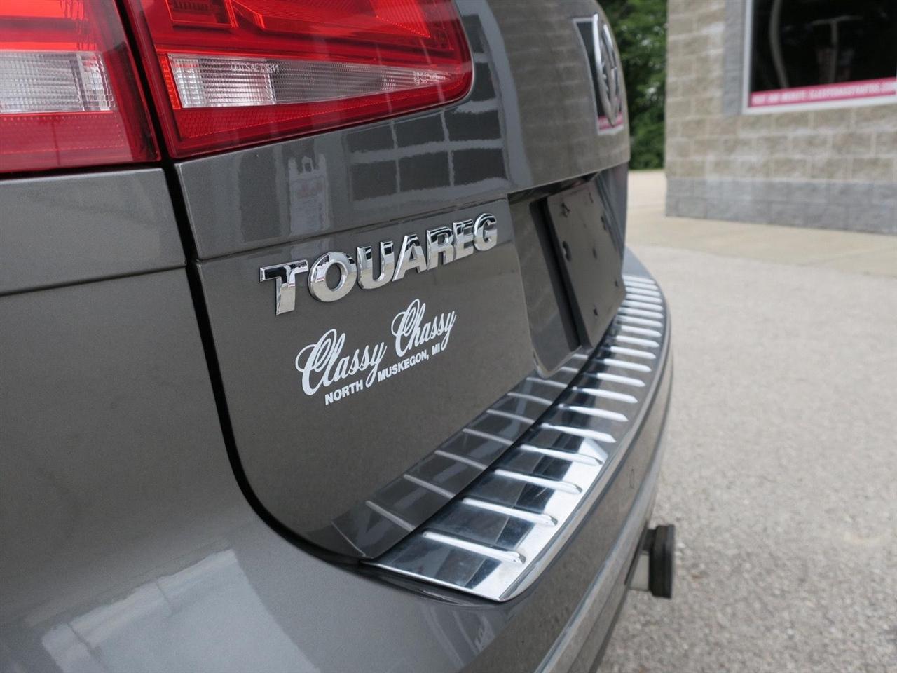 Volkswagen Touareg photo 13
